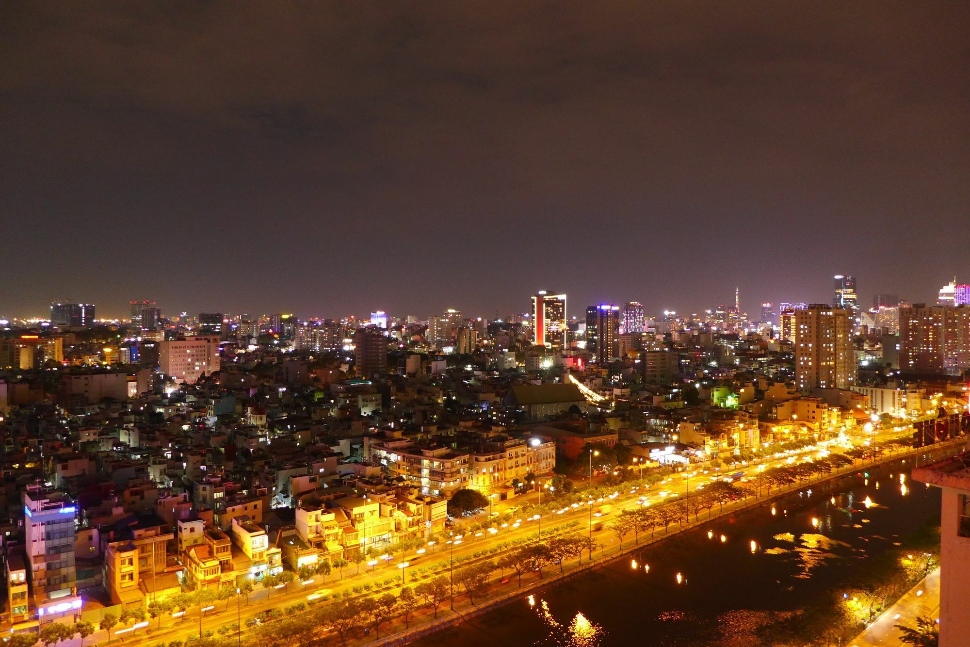 Hewahome Ho Chi Minh City Exterior photo